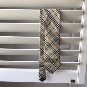 Burberry men’s tie